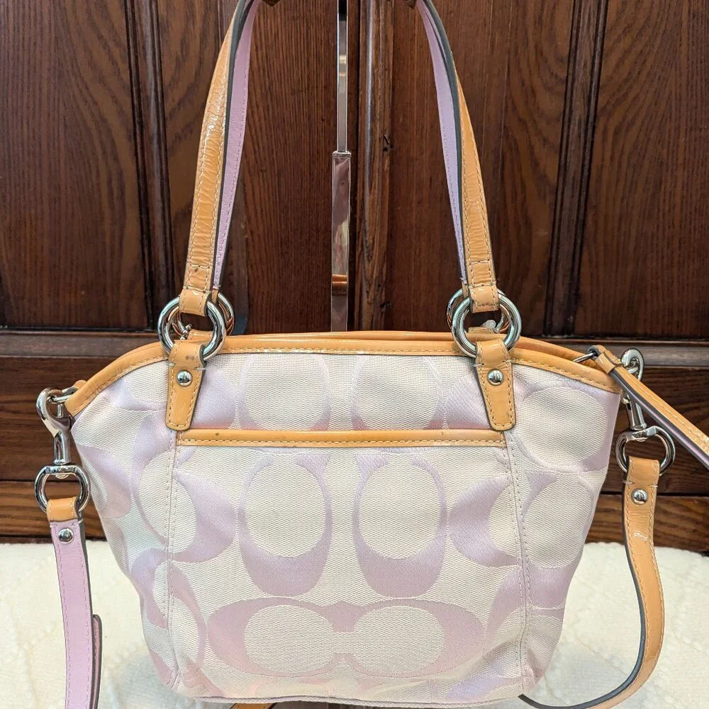 Coach Vintage Small Pink Bag NWT - Picture 3 of 12